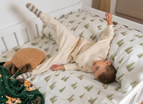 OTIS 120x200 white Montessori floor bed for children Lano Furniture